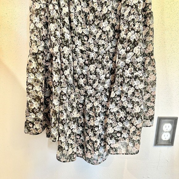 Lush Womens MIDI Dress W/ Puff Sleeve In Black Multi Floral- Size Large - Picture 11 of 14